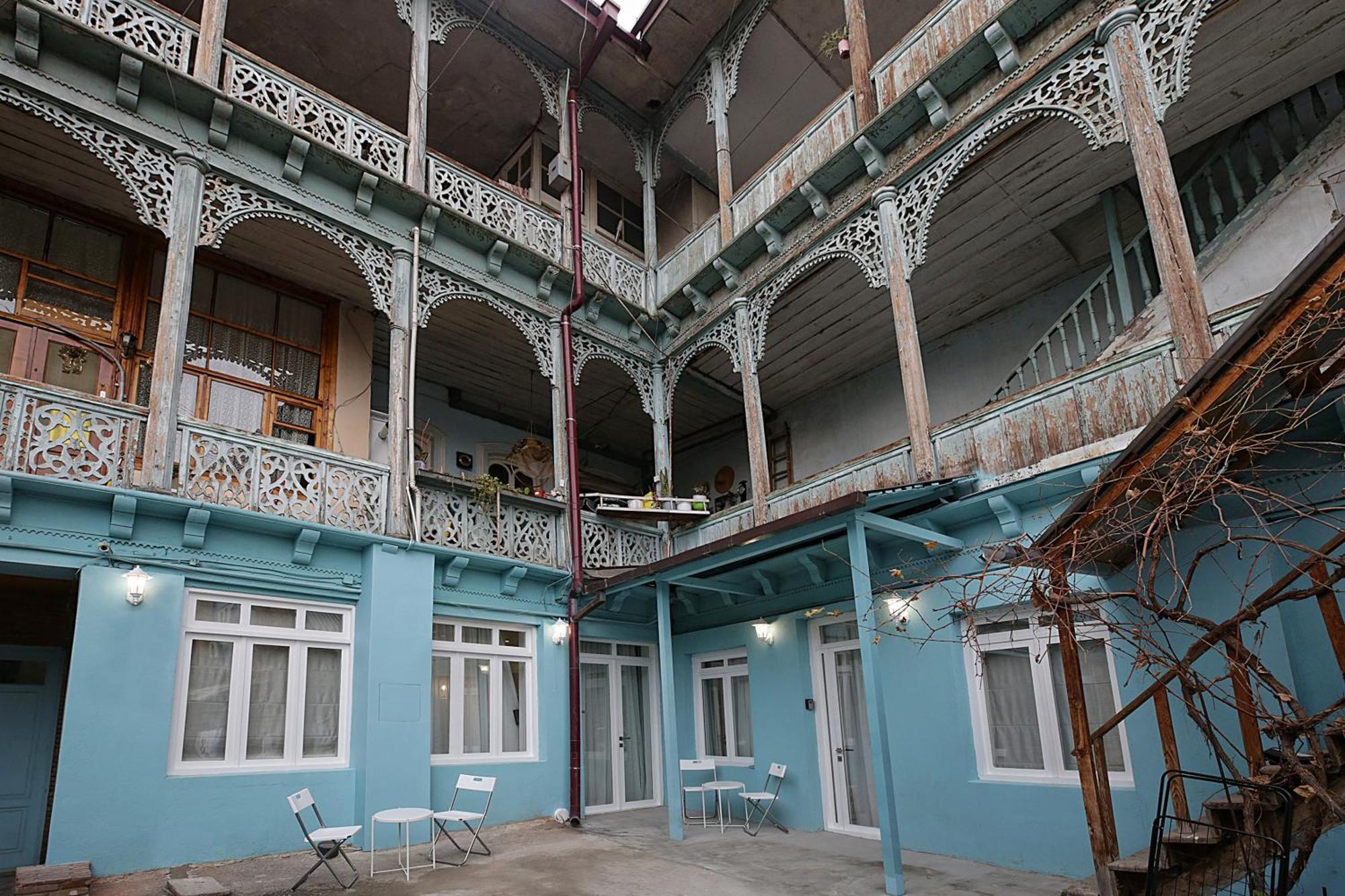 Eva'S Pavaroti Tiflis Dış mekan fotoğraf